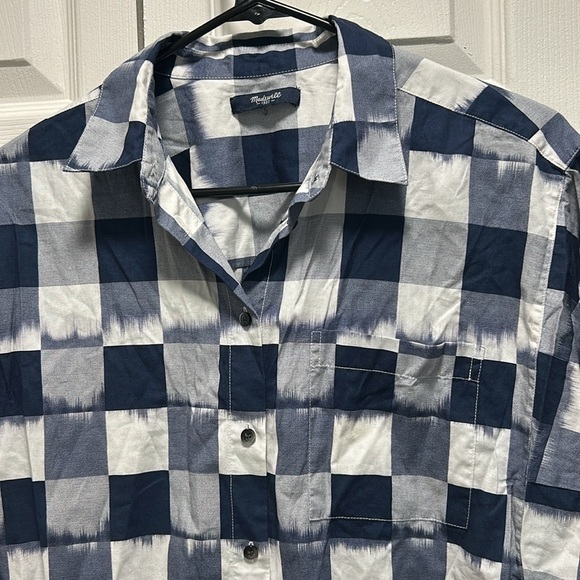 Madewell Bleeding Blue and White Plaid Women's Button-Up High Low Hem Top Small - Picture 5 of 7